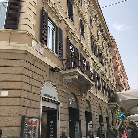 Vatican Places House 2*